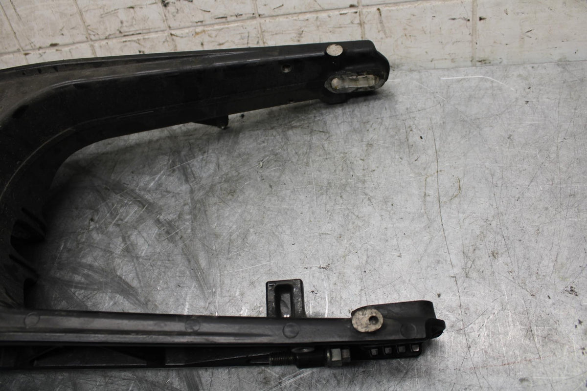 22-23 HUSQVARNA SVARTPILEN 401 REAR SWINGARM BACK SUSPENSION SWING ARM BB541