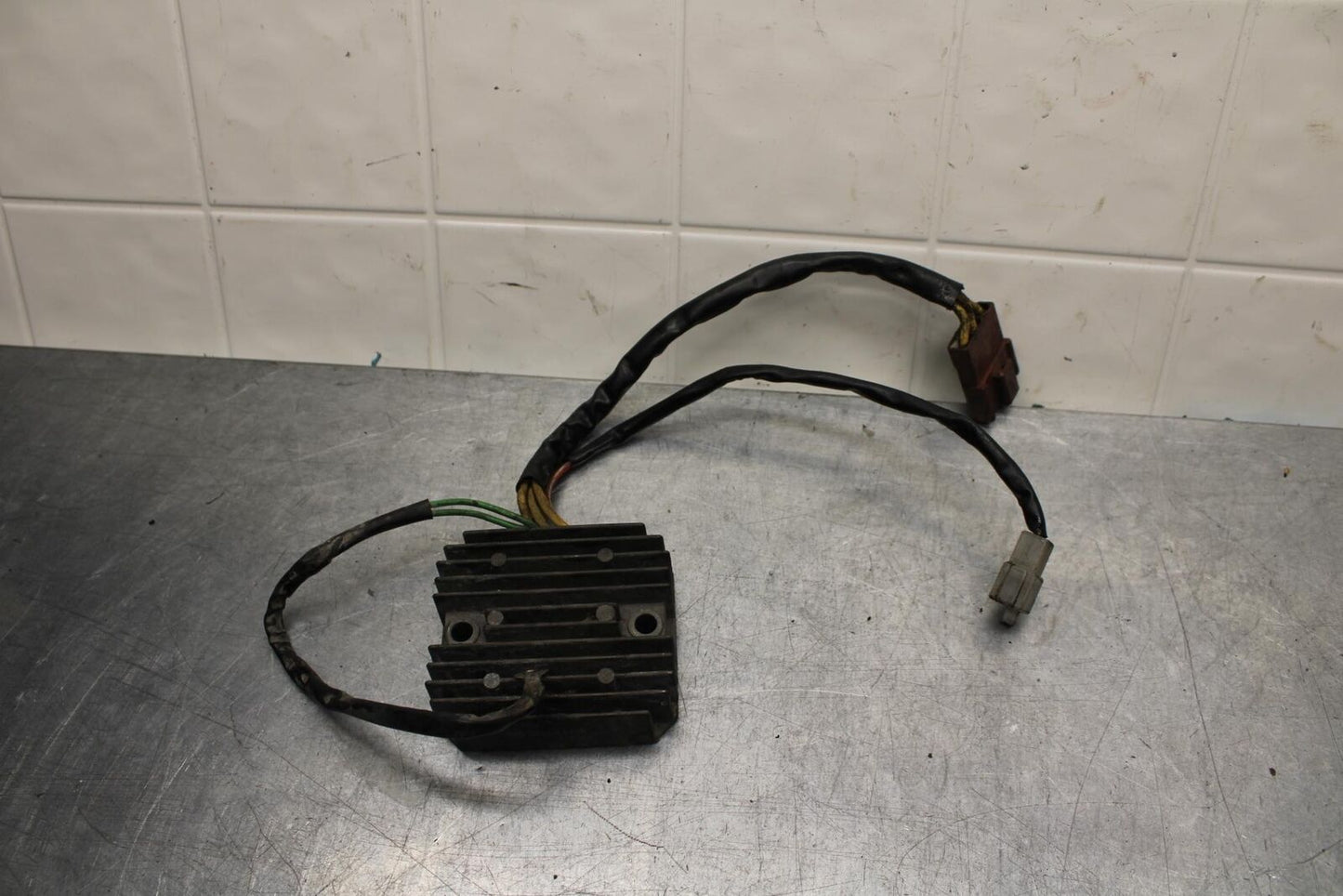 07-11 KTM 990 SUPER DUKE RECTIFIER VOLTAGE REGULATOR BB578