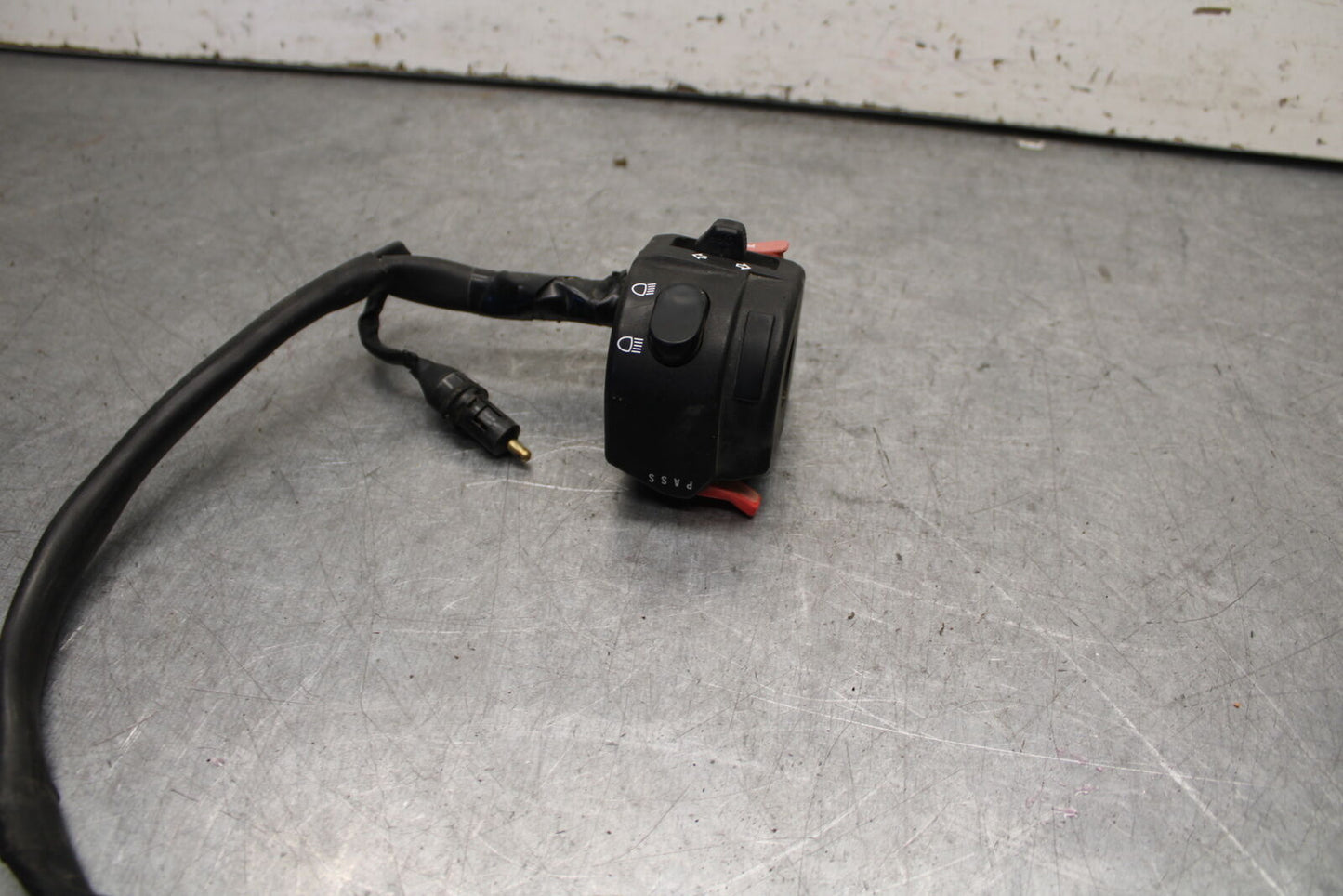 09-11 TRIUMPH DAYTONA 675 LEFT CLIP ON HANDLE HORN SIGNALS SWITCH SWITCHES BB652