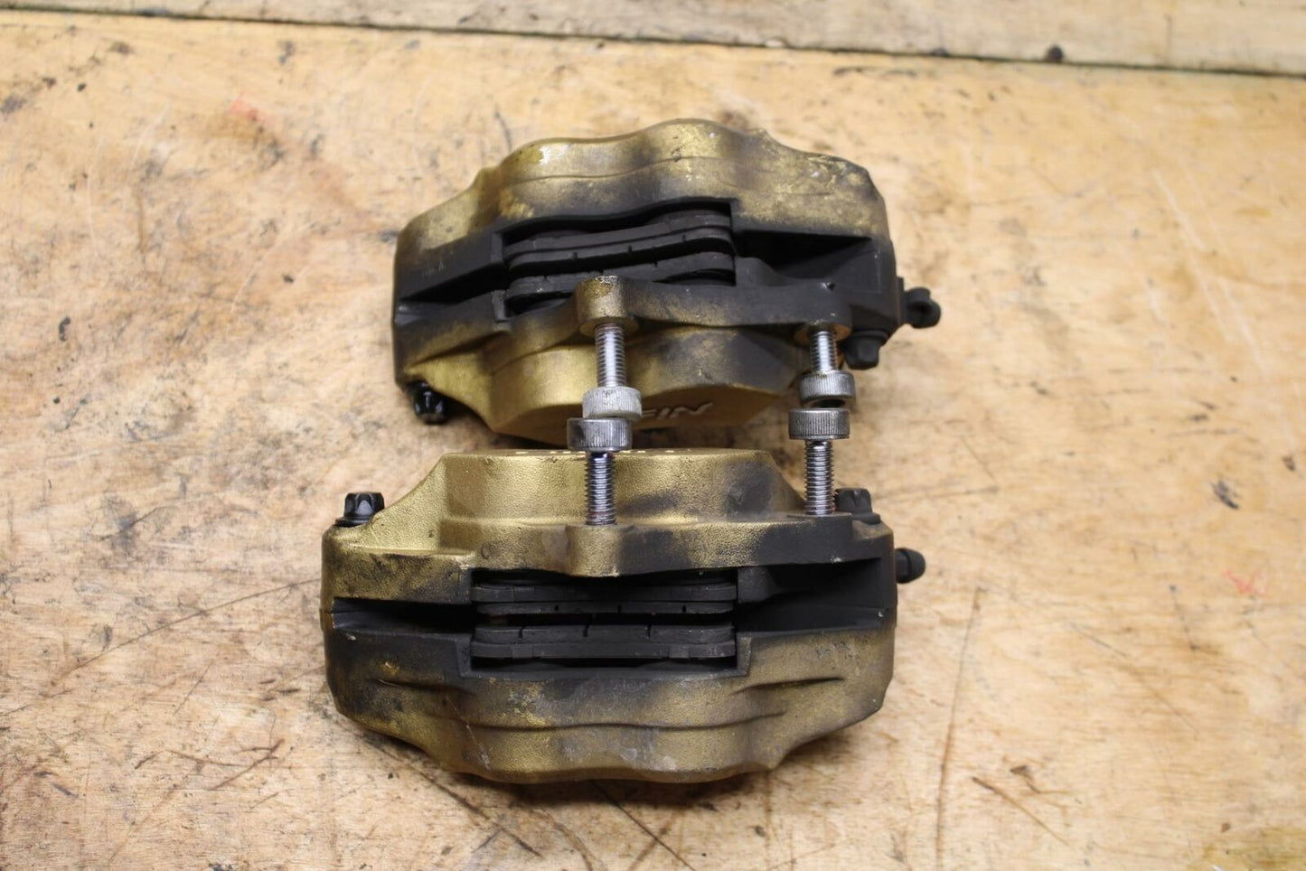 98-05 HONDA SUPER HAWK 1000 VTR1000F RIGHT LEFT FRONT BRAKE CALIPER SET BB341
