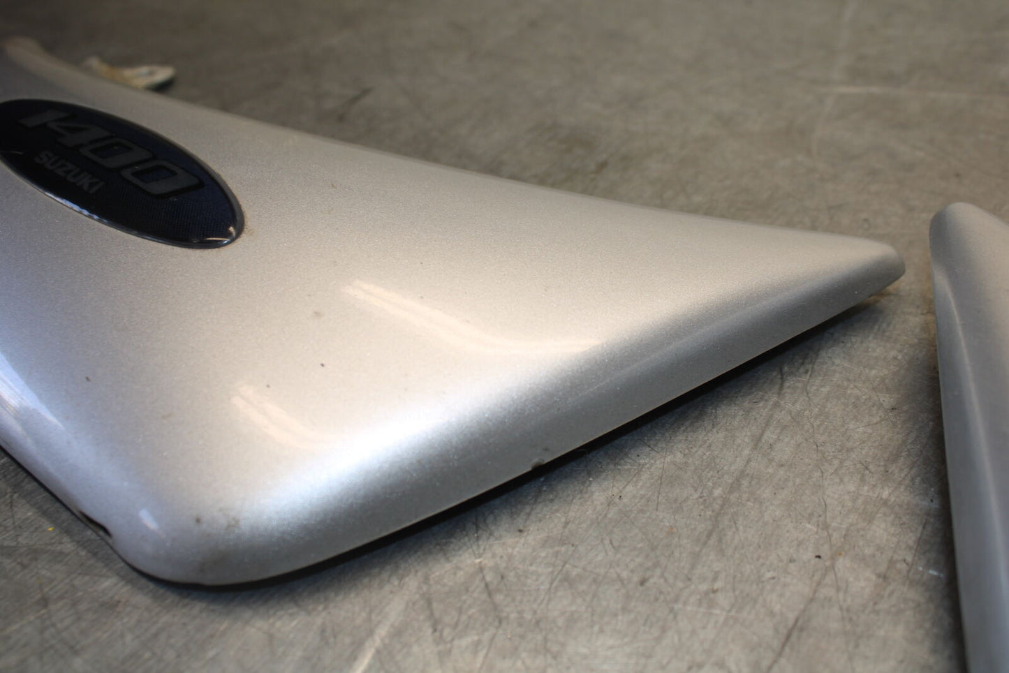 87-03 SUZUKI INTRUDER 1400 VS1400GLP SIDE COVER PANEL COWL FAIRING BB702