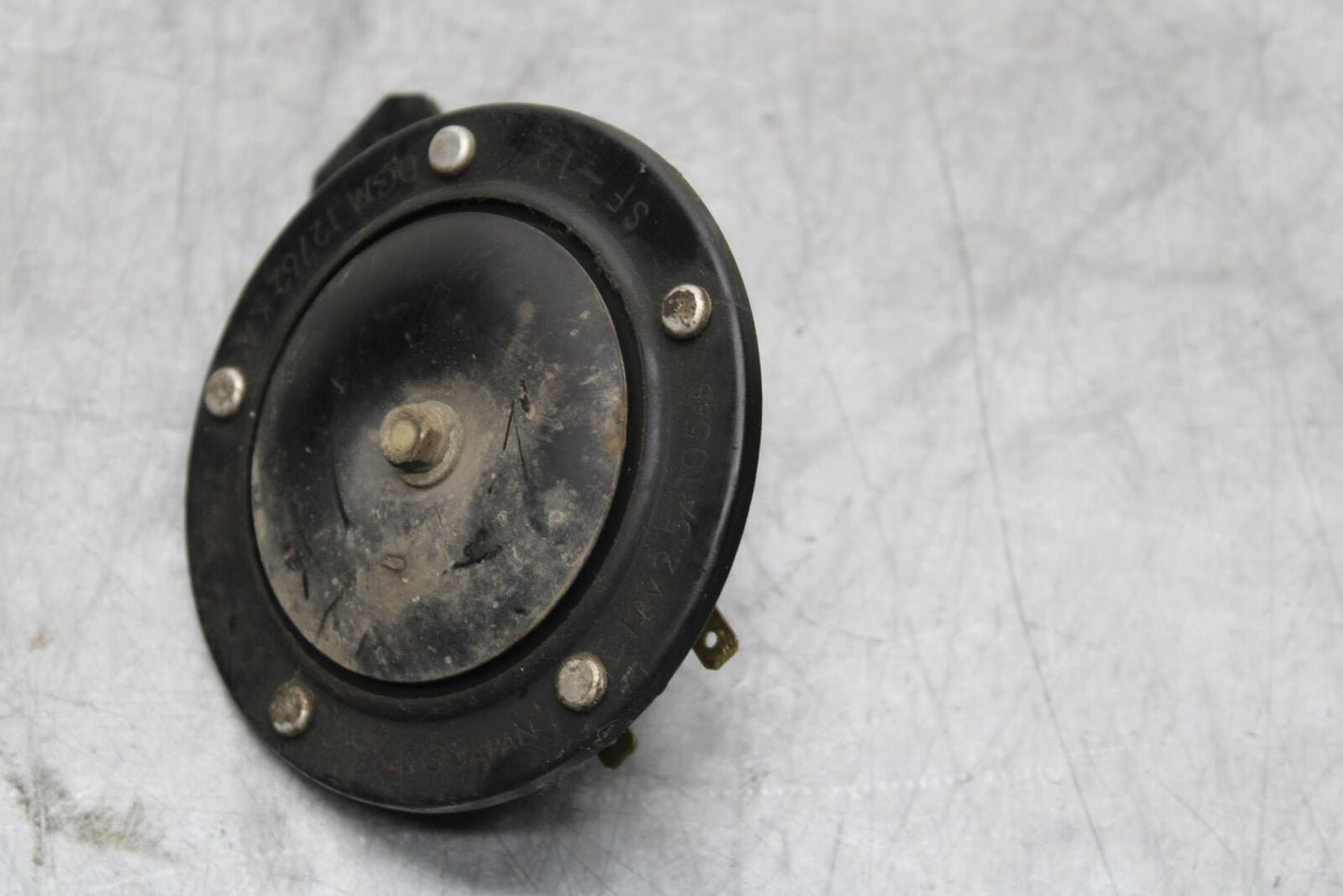 1977 Yamaha XS750 HORN SIGNAL 1J7-83371-22-00 BB554