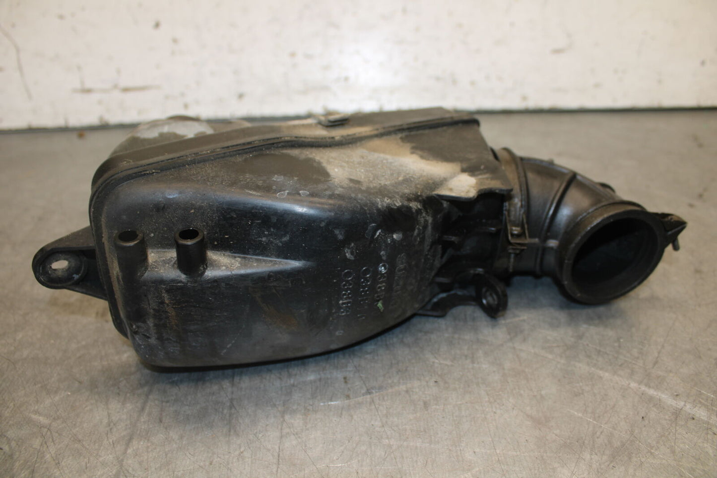 87-03 SUZUKI INTRUDER 1400 VS1400GLP AIRBOX AIR INTAKE FILTER BOX BB702