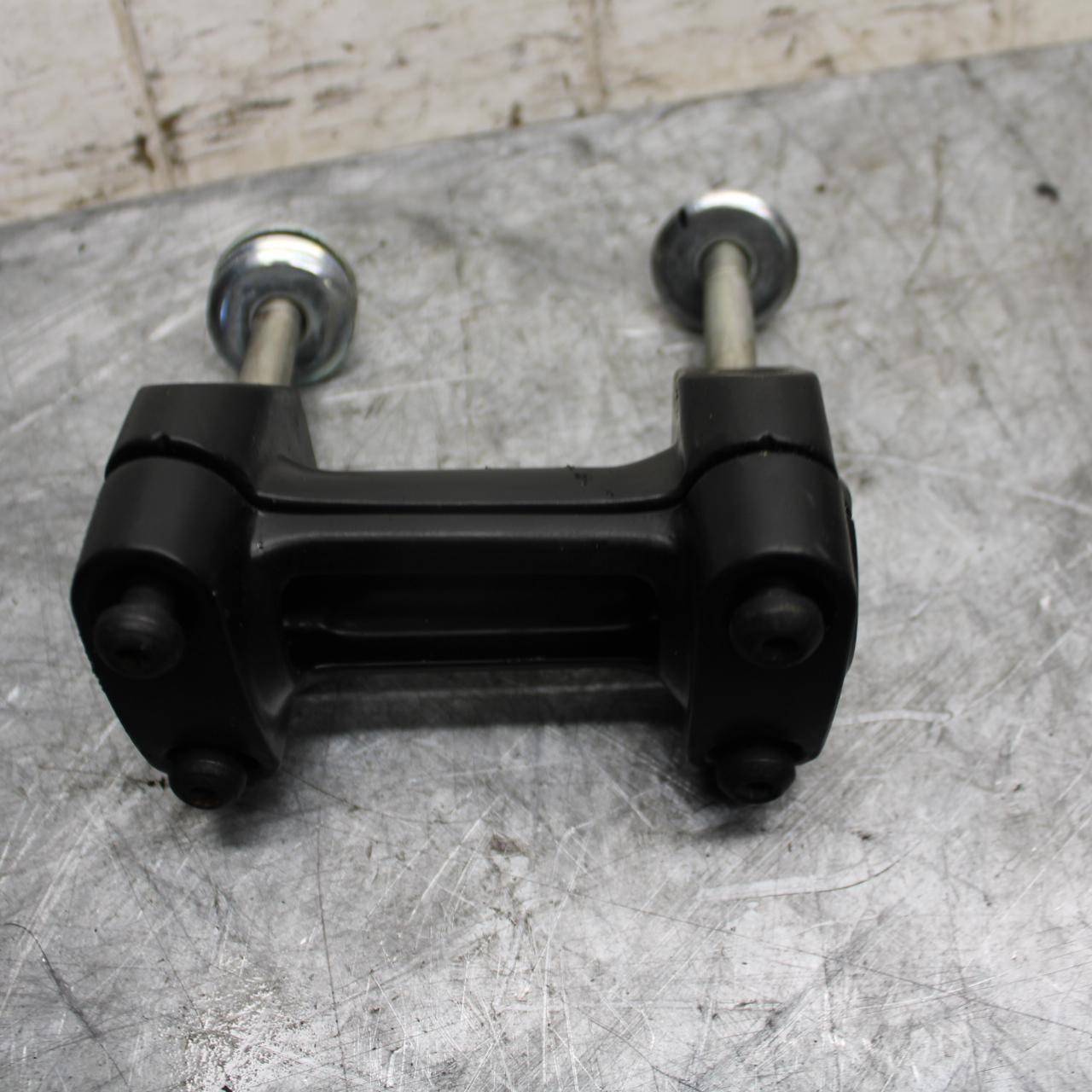 22-23 HUSQVARNA SVARTTPILEN 401 HANDLEBAR RISERS BB541