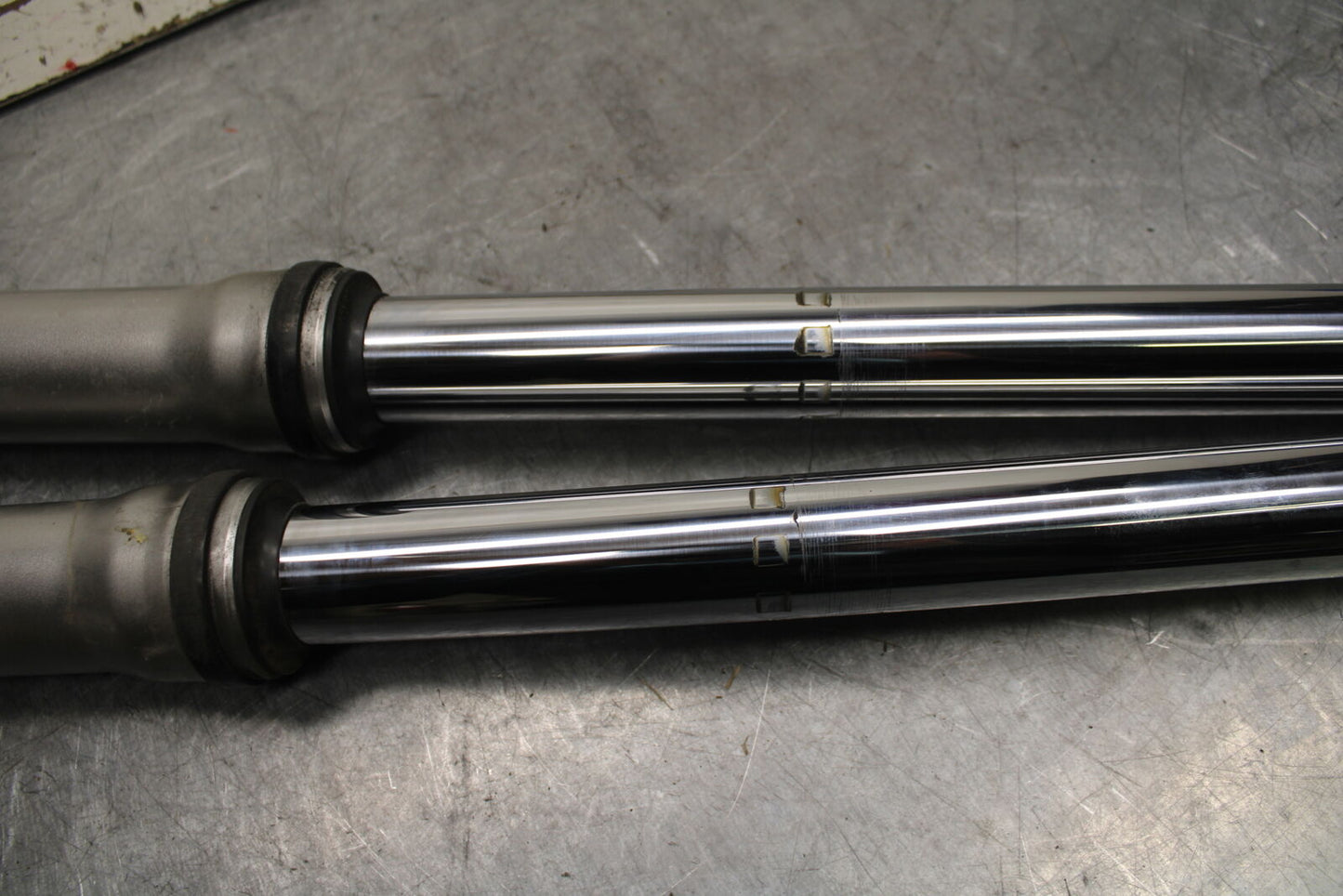14-16 TRIUMPH AMERICA LT FRONT FORKS SHOCK SUSPENSION SET PAIR BB720