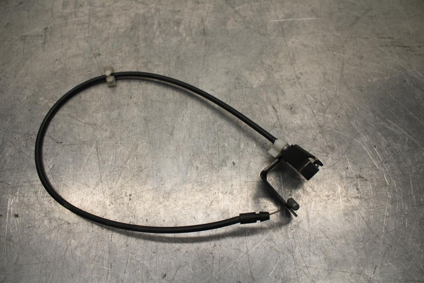 20-23 BMW F900R REAR PASSENGER SEAT LATCH CABLE ASSEMBLY BB603