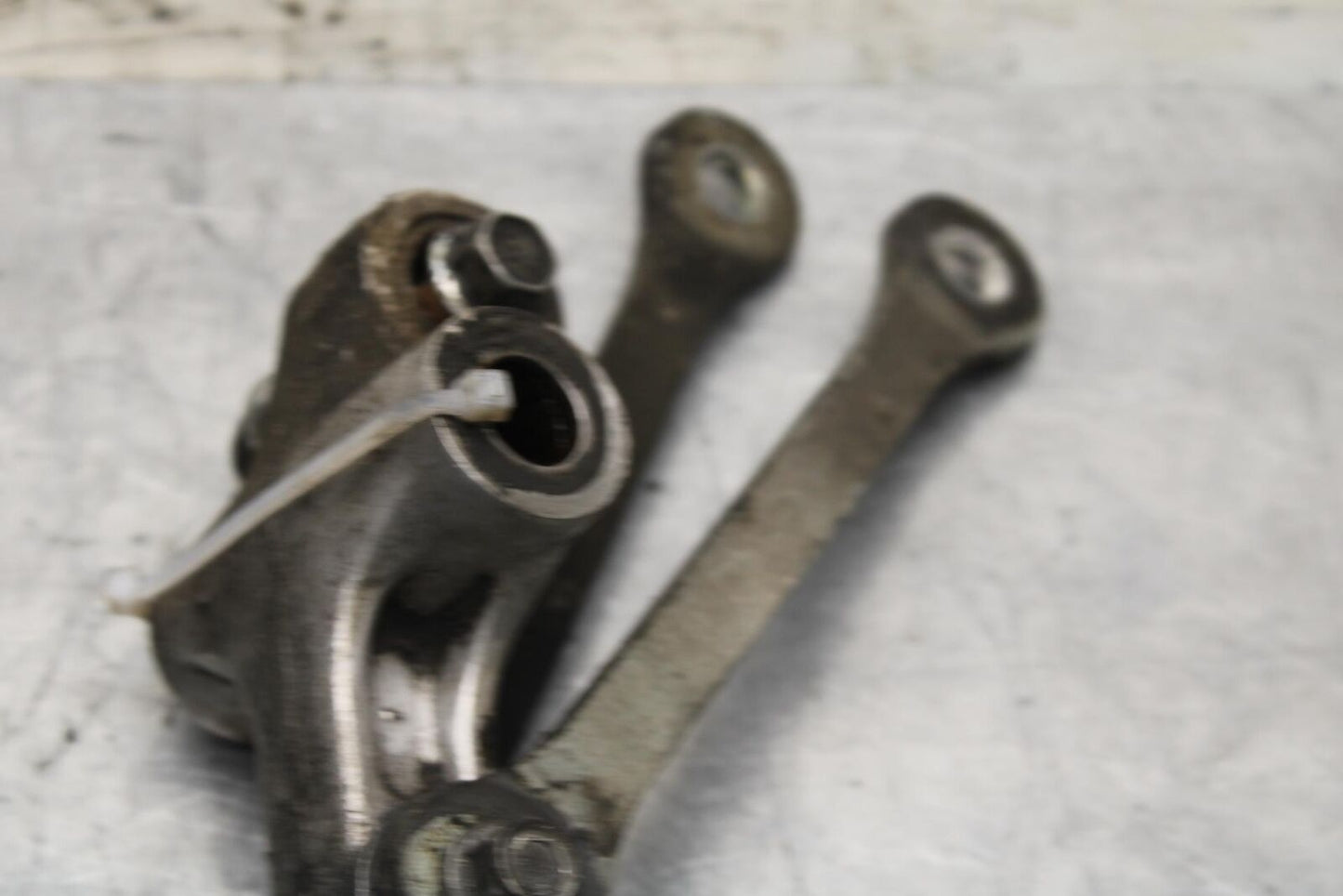 1997 Suzuki Bandit 1200 GSF1200S REAR DOGBONE SHOCK LINKAGE LINK BB559