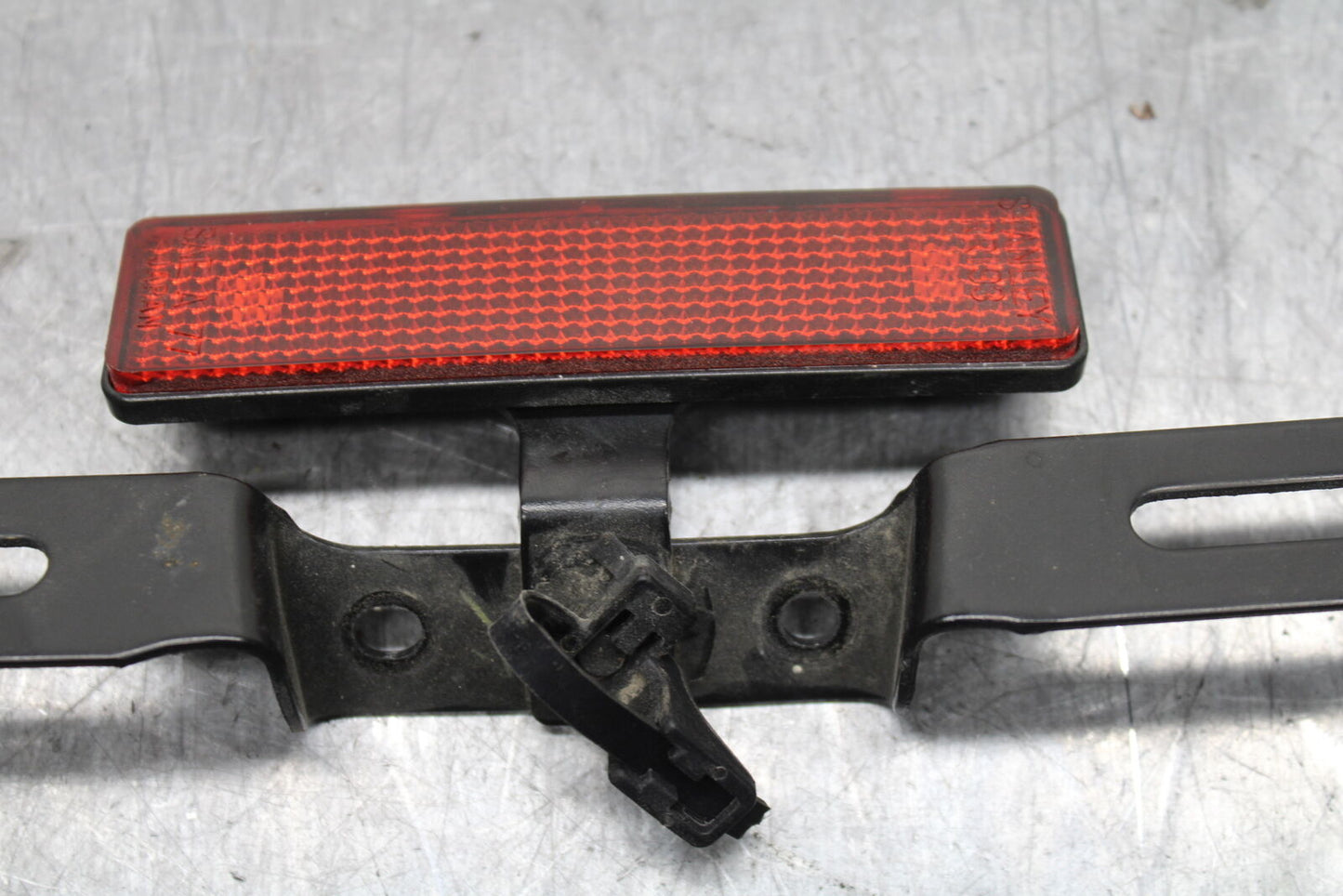 99-00 YAMAHA V STAR 1100 LICENSE PLATE BRACKET BB711