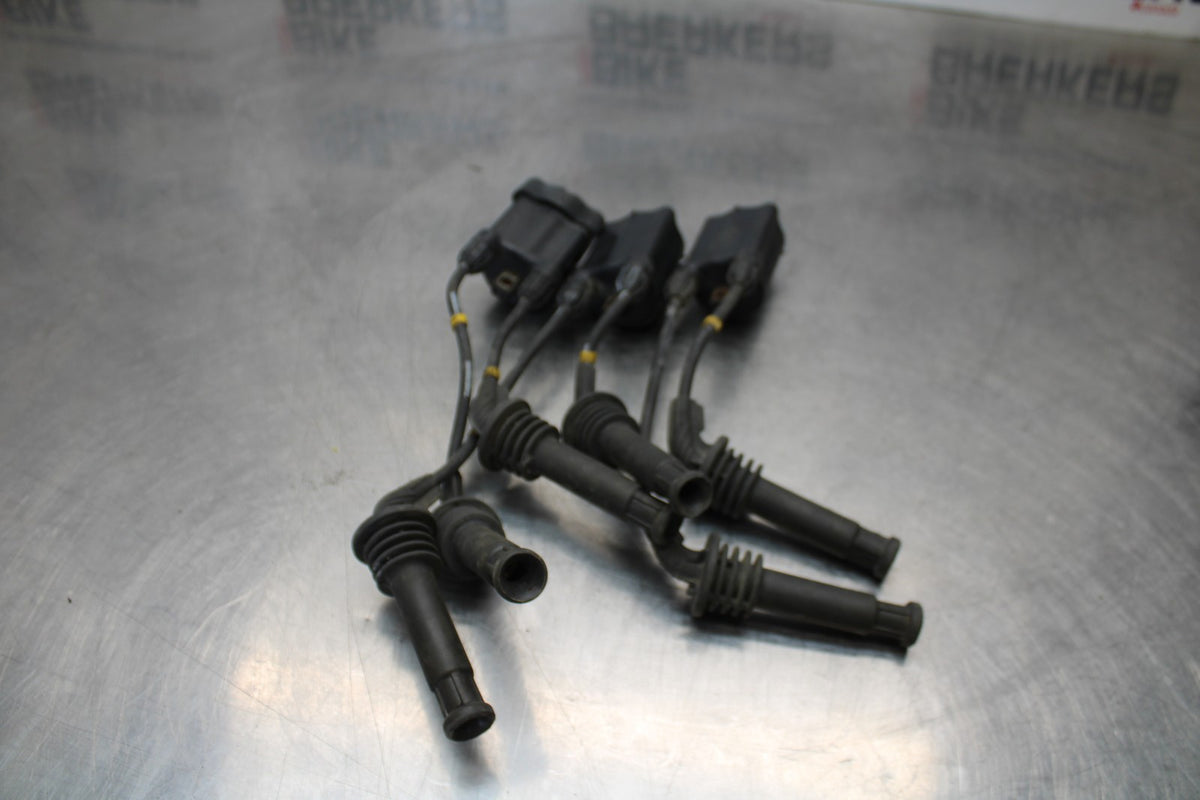 05 TRIUMPH ROCKET III IGNITION COILS BB186