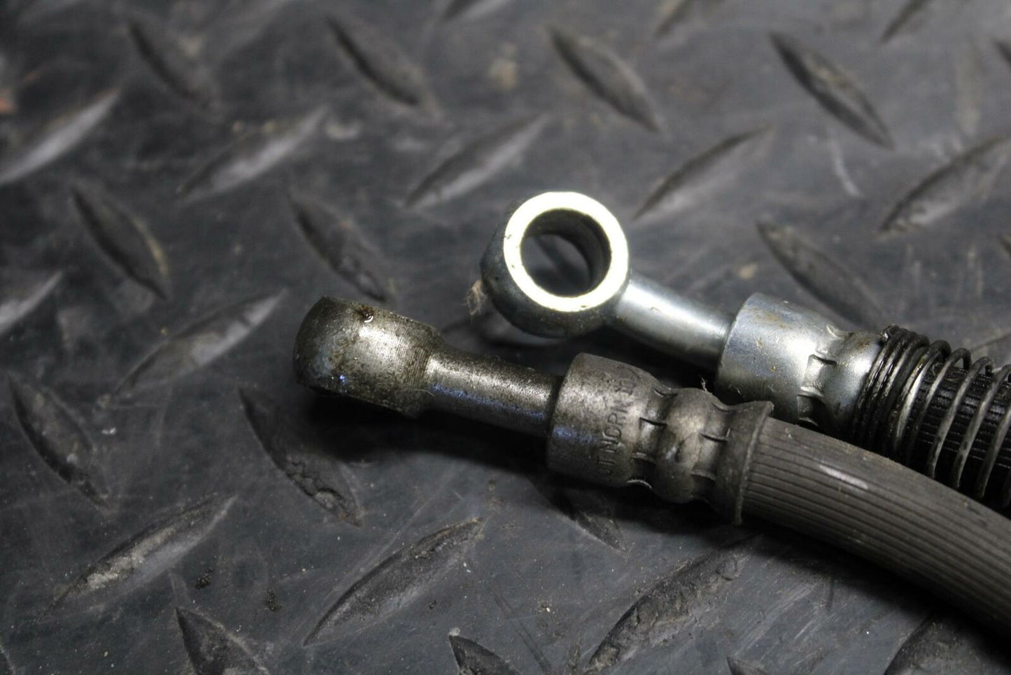 86 SUZUKI GS750ES FRONT BRAKE CALIPER HOSES LINES BB233