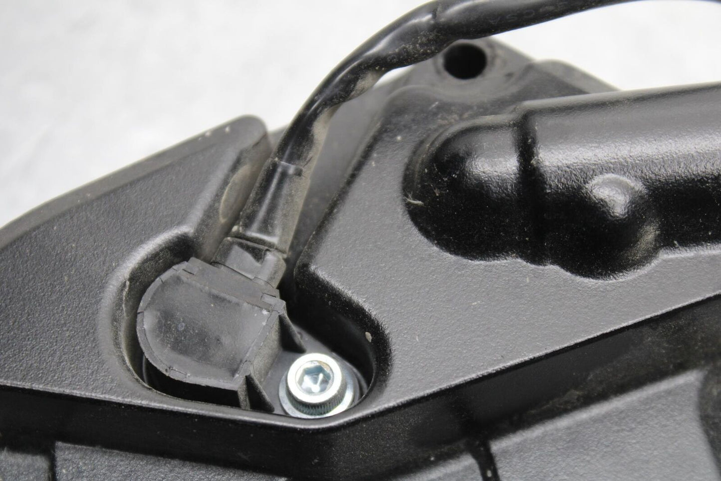 2015 Suzuki GSXR750 ENGINE SPROCKET COVER BB595