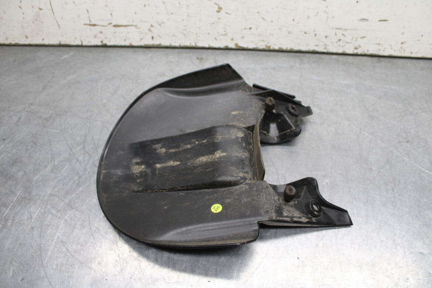 21-24 APRILIA TUONO 660 FACTORY REAR BACK WHEEL TIRE HUGGER FENDER BB733