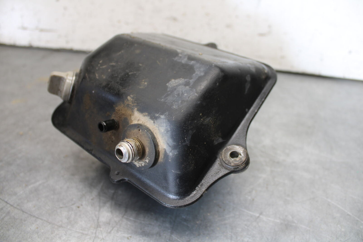 01-05 YAMAHA RAPTOR 660R OIL TANK BOTTLE RESERVOIR 5LP-21750-01-00 BB695