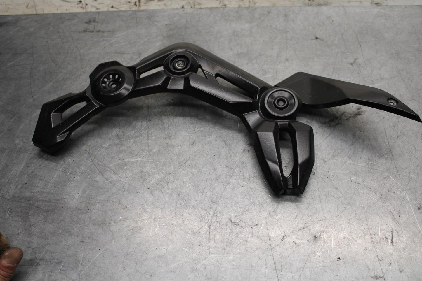 17 KAWASAKI Z900 ZR900 RIGHT LEFT FRAME MID SIDE COVERS COWLS PANELS TRIM BB549