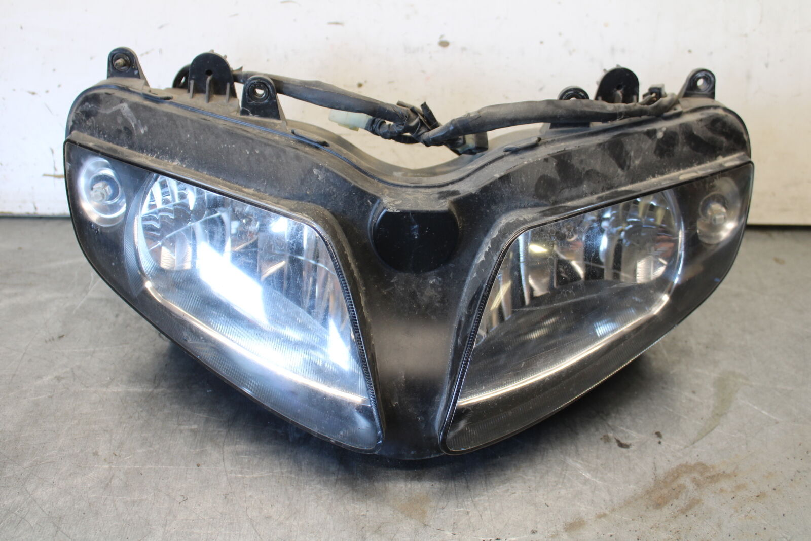 03-07 SUZUKI SV1000S FRONT HEADLIGHT HEAD LIGHT LAMP BB657