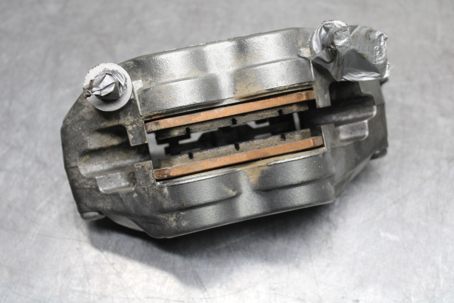 21-24 KTM 890 ADVENTURE R RIGHT LEFT FRONT BRAKE CALIPER SET PAIR CALIPERS BB723