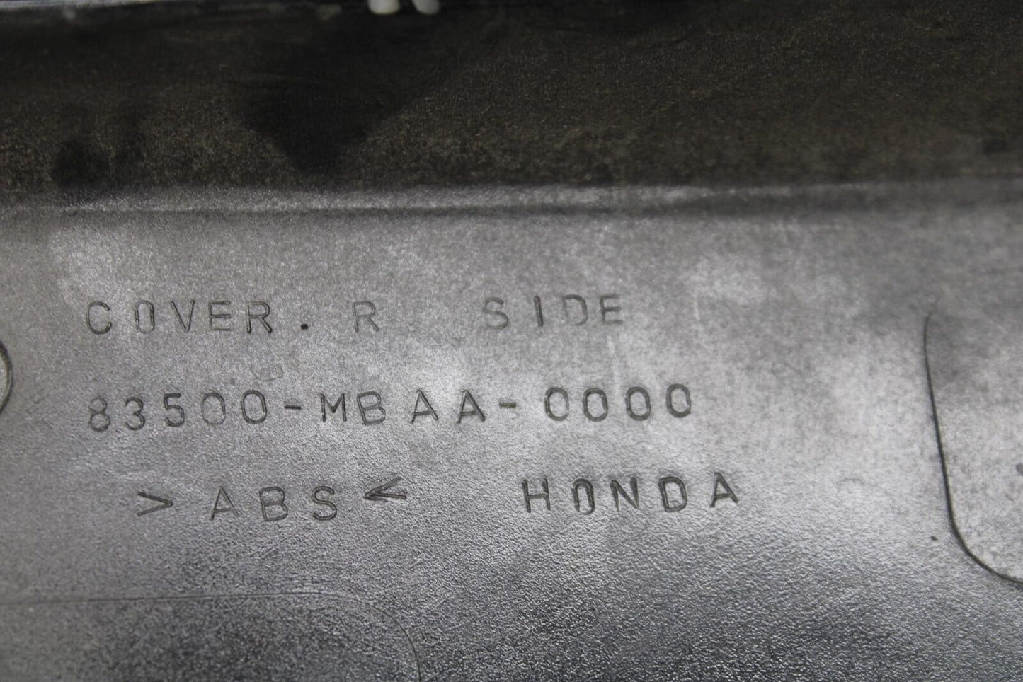 97-03 HONDA SHADOW ACE 750 VT750C RIGHT SIDE COVER PANEL COWL FAIRING BB618
