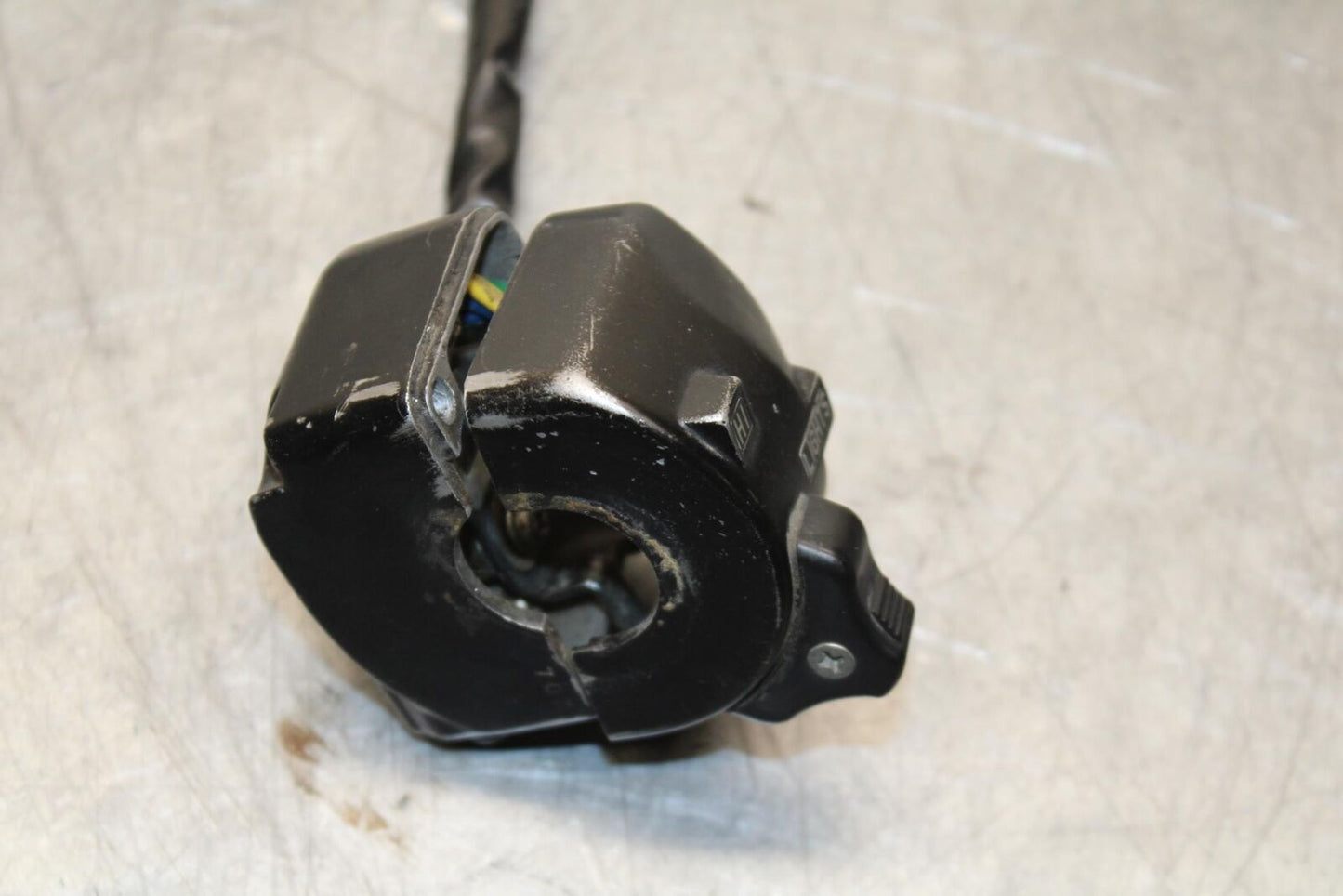 1977 Yamaha XS750 LEFT CLIP ON HANDLE HORN SIGNALS SWITCH SWITCHES BB554