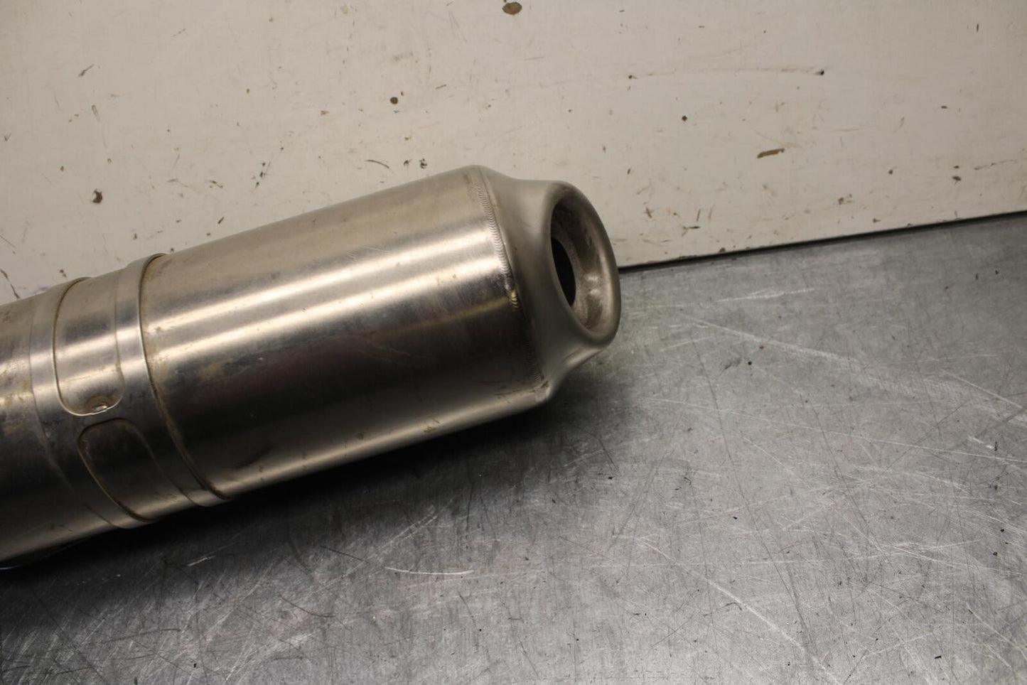 16-18 KTM 690 DUKE EXHAUST PIPE MUFFLER SLIP ON CAN SILENCER BB631