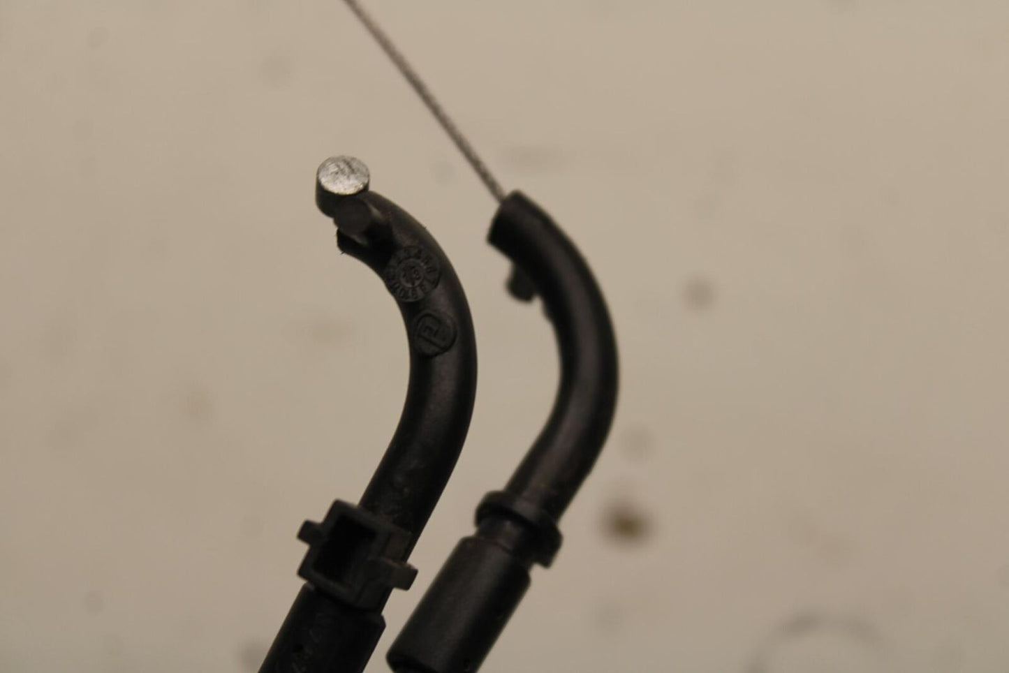 13 KTM 350 SXF THROTTLE CABLE LINE BB104
