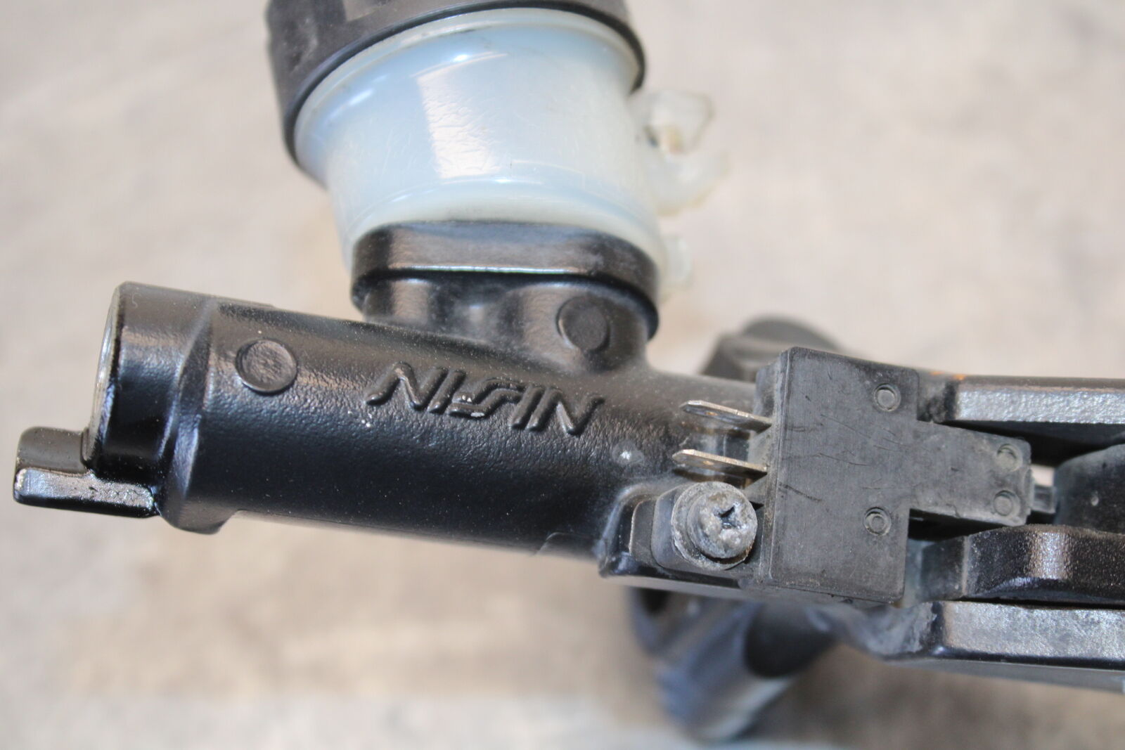 03-07 SUZUKI SV1000S HYDRAULIC CLUTCH MASTER CYLINDER w/ LEVER BB657