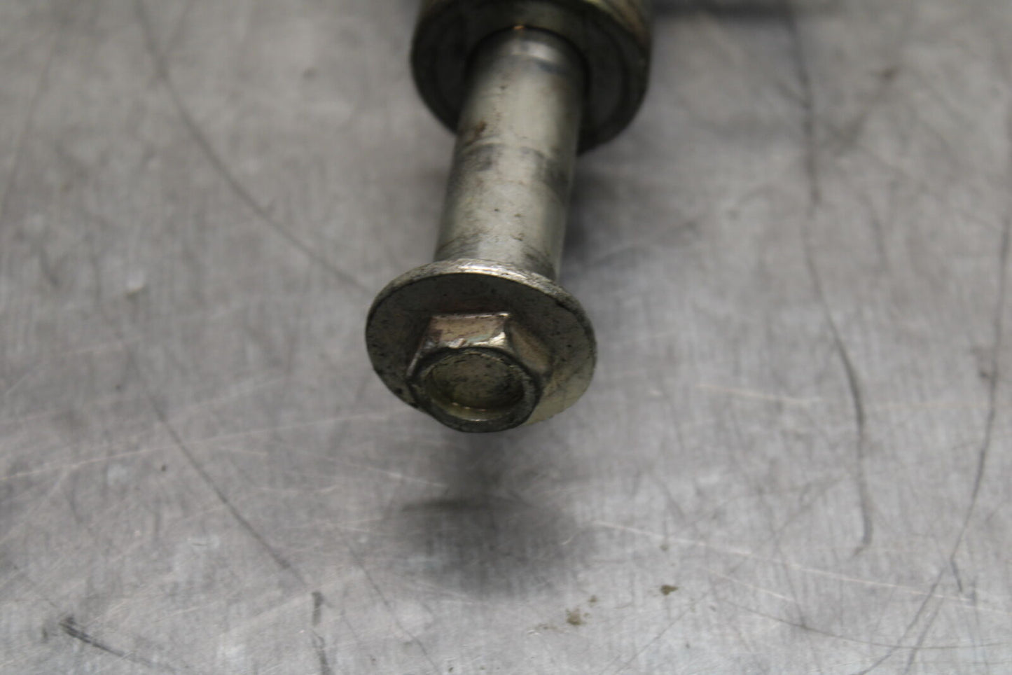 19-22 KAWASAKI Z400 REAR AXLE BACK WHEEL RIM PIVOT BOLT AXEL BB738