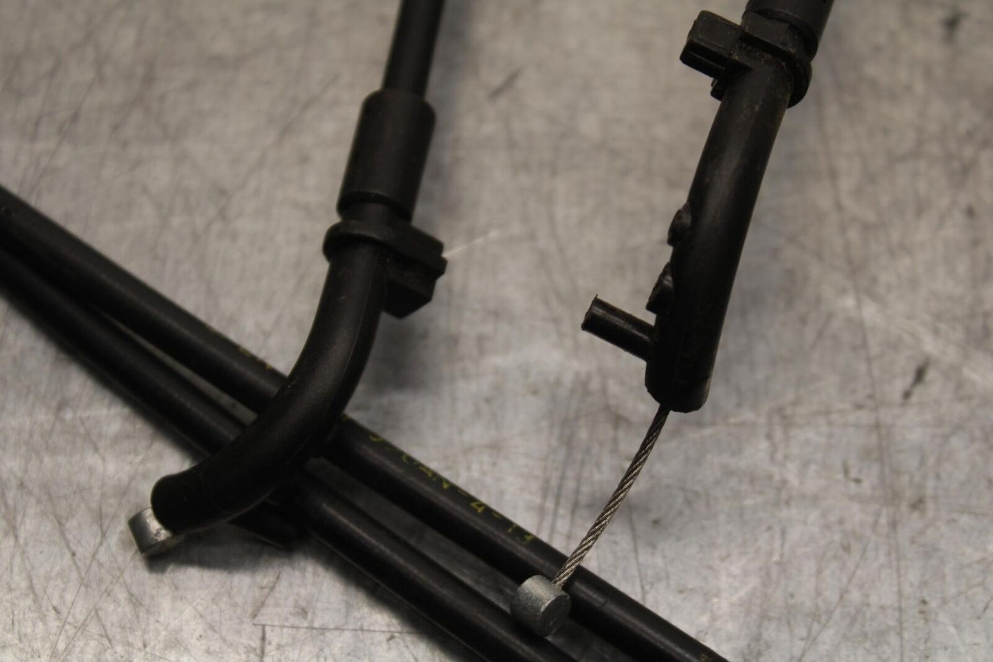 13 KTM 350 SXF THROTTLE CABLE LINE BB104