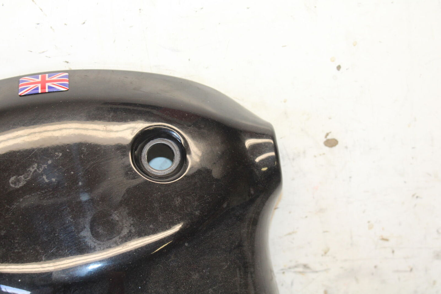 01-06 TRIUMPH TIGER 955I REAR BACK TAIL FAIRING COWL SHROUD BB693