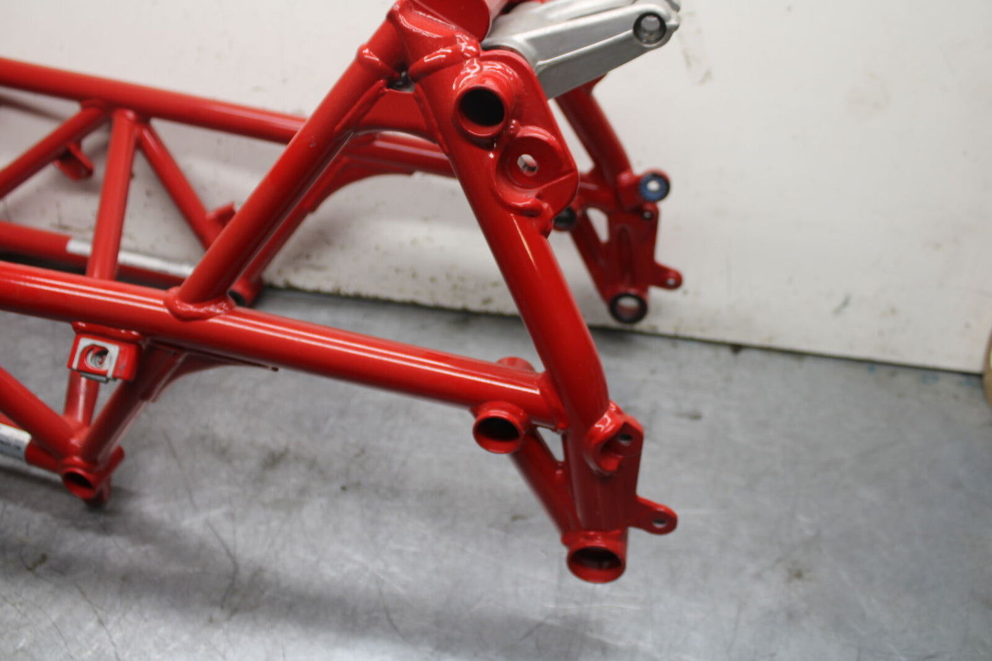 09-11 DUCATI STREETFIGHTER 1098 FRAME CHASSIS BB705