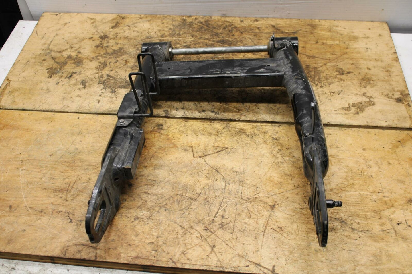 17-20 YAMAHA BOLT XVS950 R-SPEC REAR SWINGARM SUSPENSION ARM BB348