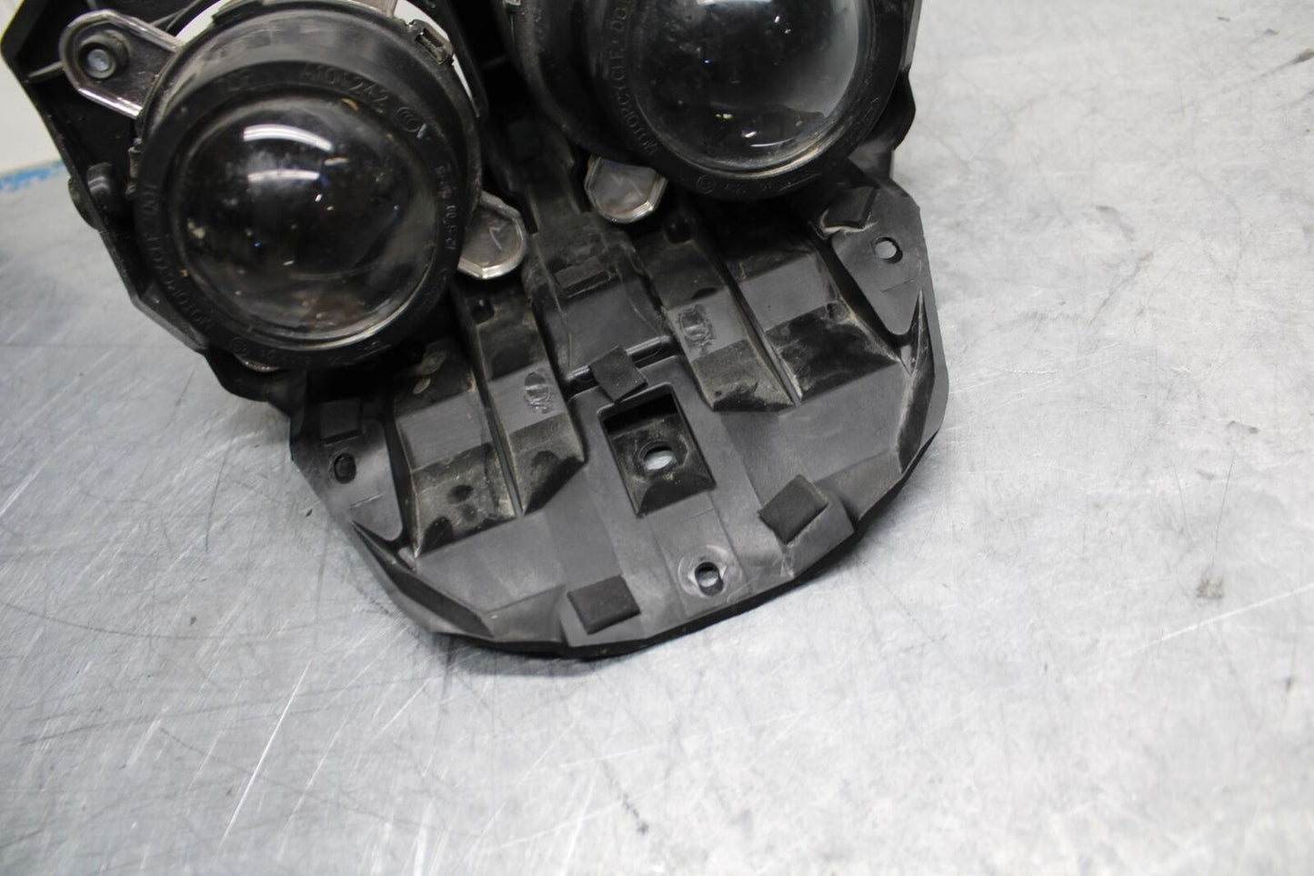 18 KTM RC 390 FRONT HEADLIGHT HEAD LIGHT LAMP BB442