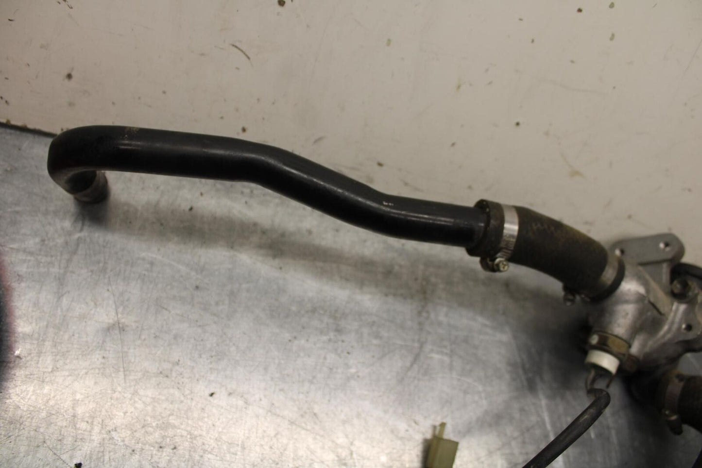 1995 Suzuki RF600R THERMOSTAT W HOUSING ASSEMBLY BB615