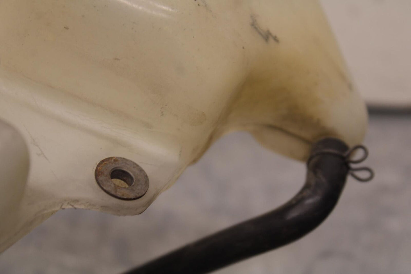 09-12 KAWASAKI NINJA ZX6R ZX600R COOLANT WATER TANK RESERVOIR 43078-0057 BB617