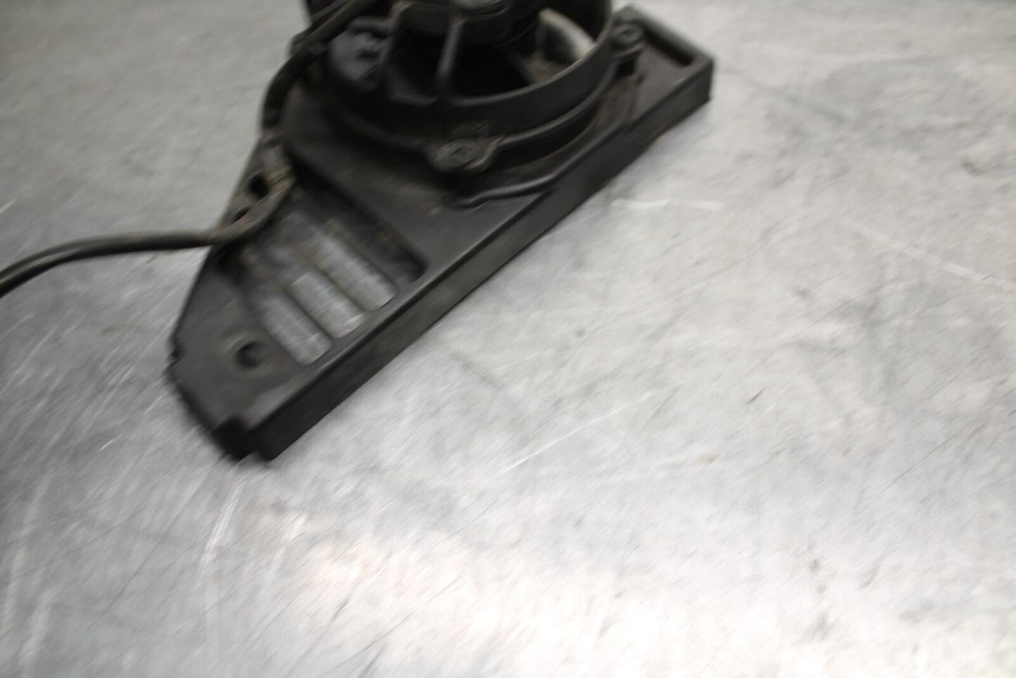 16-18 KTM 690 DUKE ENGINE RADIATOR COOLING FAN BB631