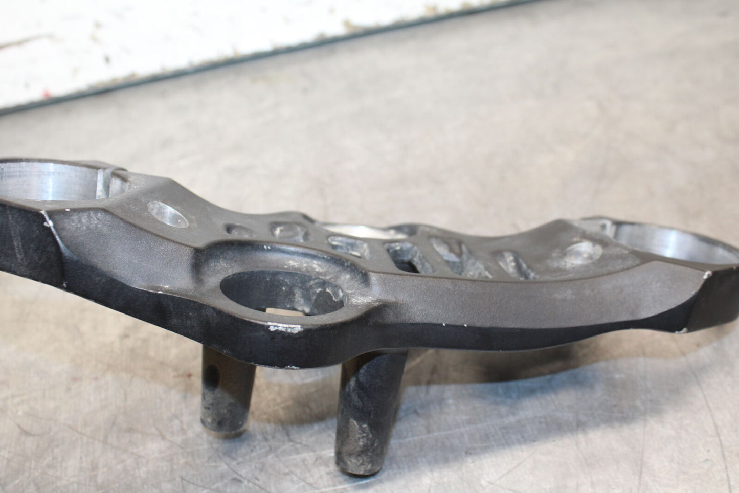 19-24 YAMAHA R3 FORKS UPPER TRIPLE TREE CLAMP BB736