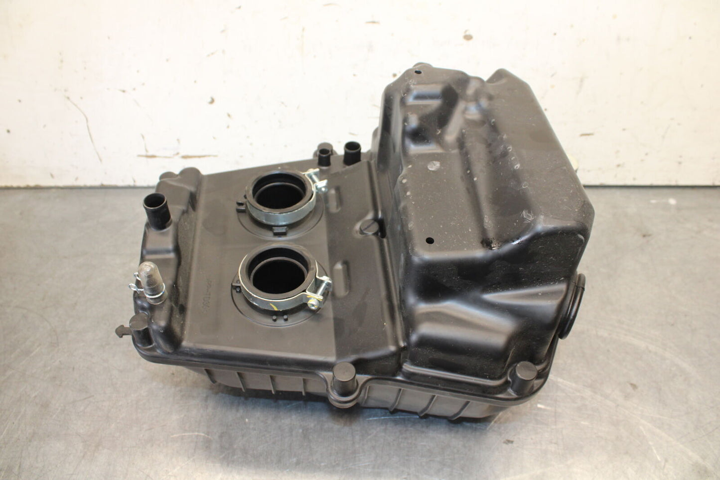 18-23 KAWASAKI NINJA 400 AIRBOX AIR INTAKE FILTER BOX BB679
