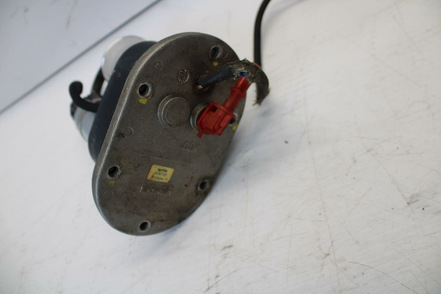 10-11 APRILIA RSV4 FUEL PUMP GAS PETROL SENDER UNIT BB268