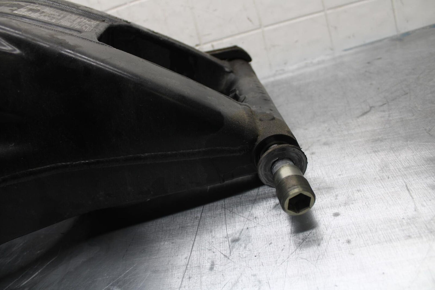 17-20 BMW S1000R REAR SWINGARM BACK SUSPENSION SWING ARM BB488