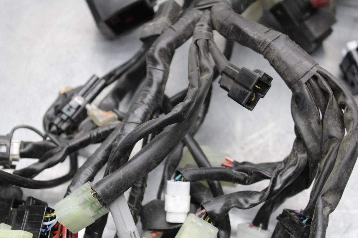 19-21 YAMAHA YZF R3 MAIN ENGINE WIRING HARNESS MOTOR WIRE LOOM BB588