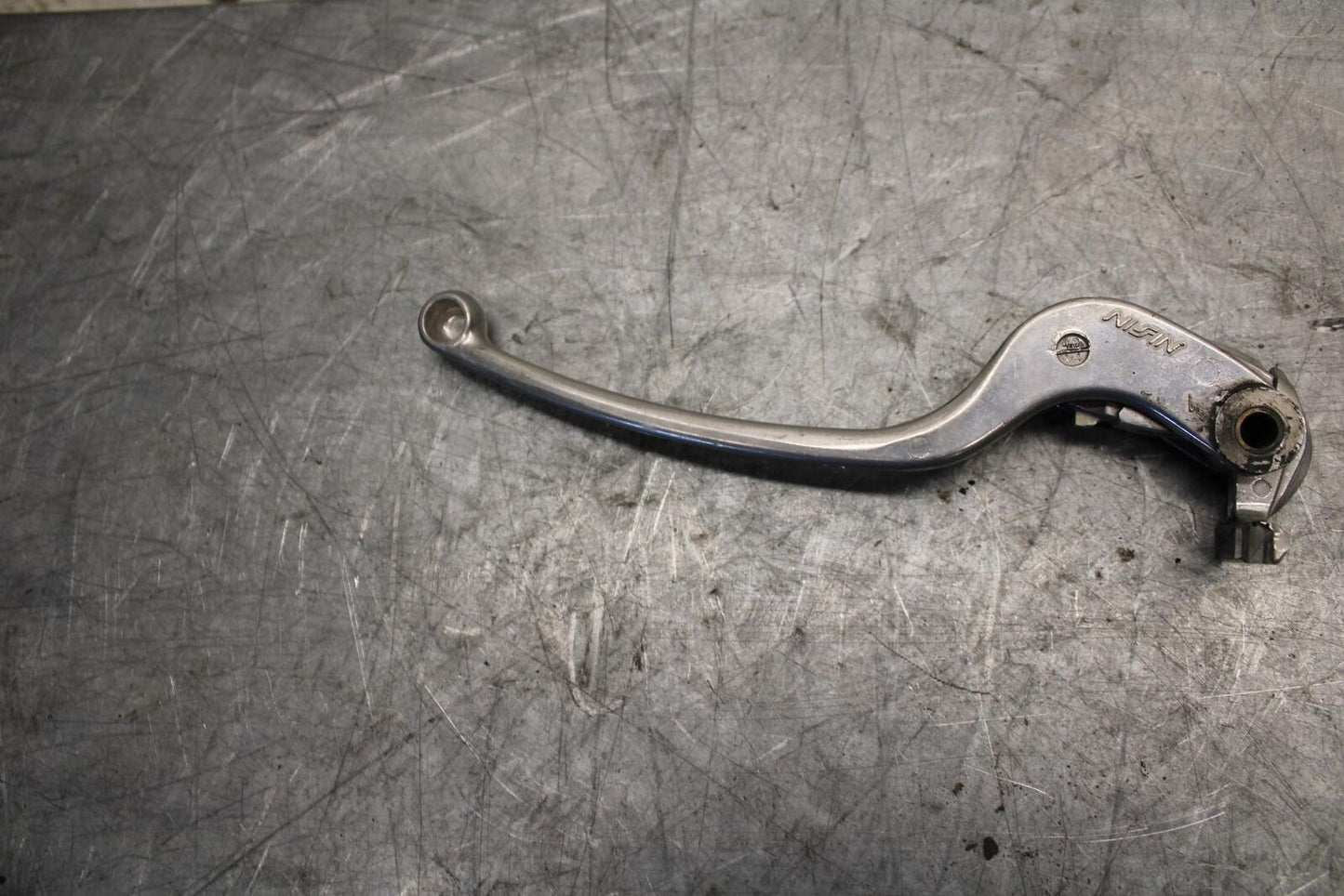 2004 Suzuki GSXR600 RIGHT CLIPON HANDLEBAR BRAKE LEVER 57300-29G01 BB528