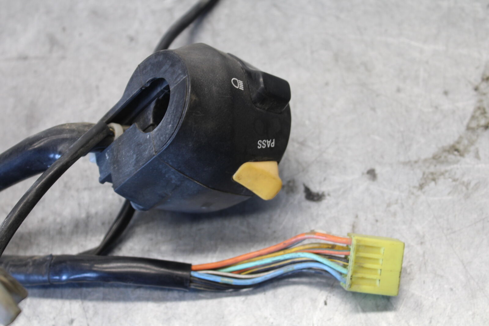 03-07 SUZUKI SV1000S LEFT CLIP ON HANDLE HORN SIGNALS SWITCH SWITCHES BB657