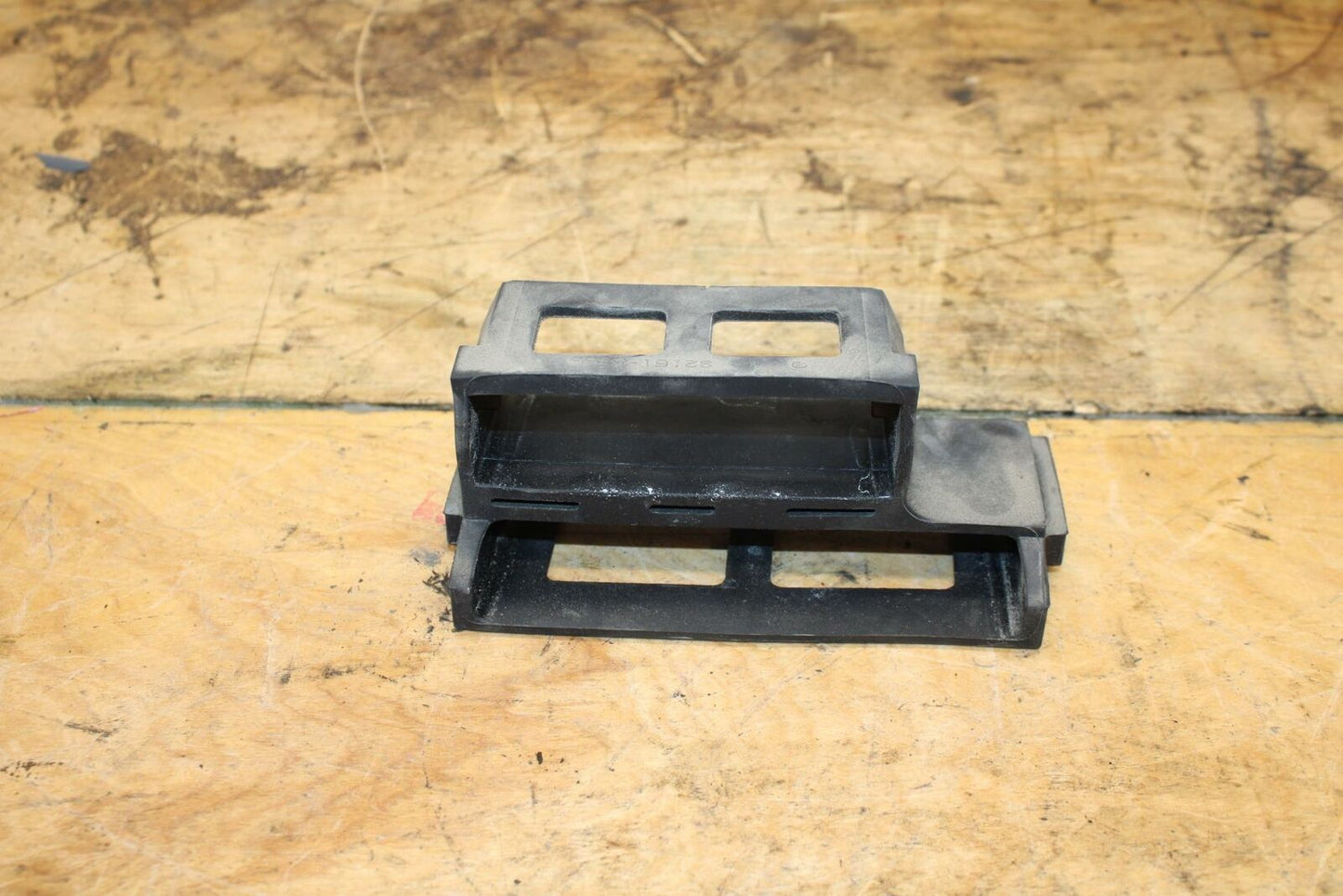 19-20 KAWASAKI NINJA ZX6R ECU ECM CDI MOUNT SUPPORT BB338