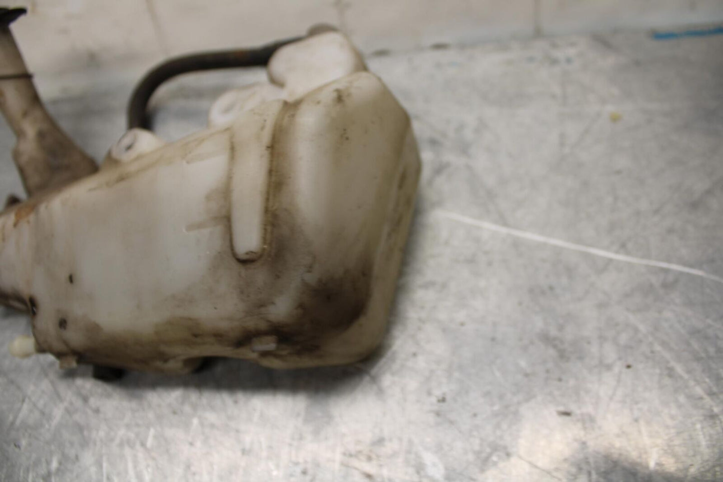 14-15 TRIUMPH STREET TRIPLE R COOLANT WATER TANK RESERVOIR BOTTLE BB441