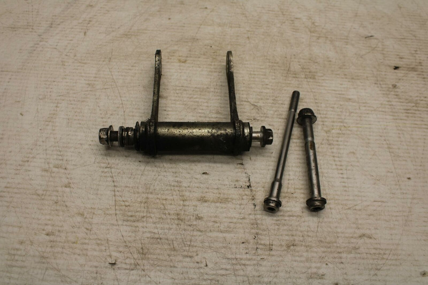 08-11 TRIUMPH SPEED TRIPLE REAR DOGBONE SHOCK LINKAGE LINK BB366
