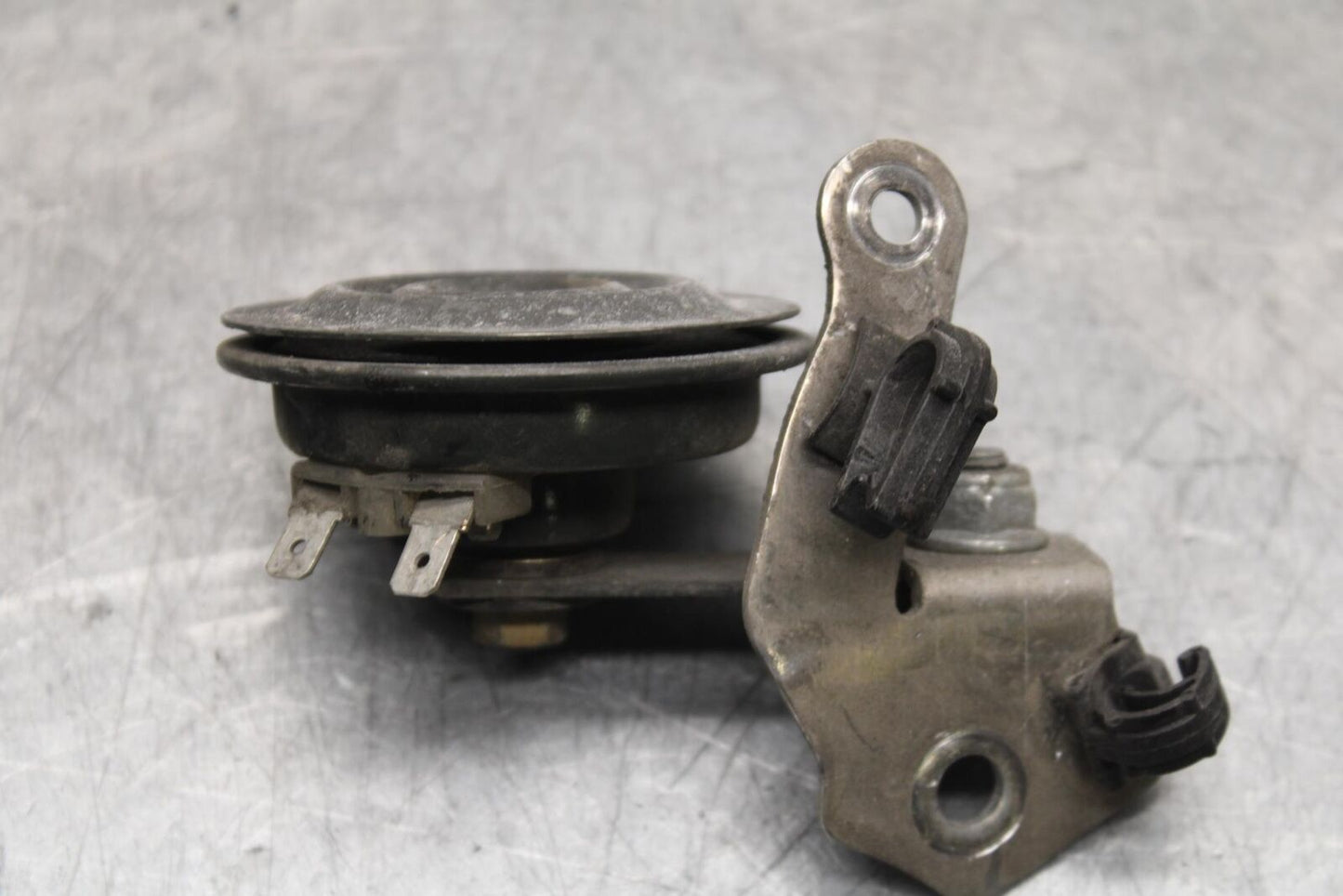 20-23 APRILIA RS660 HORN SIGNAL BB611