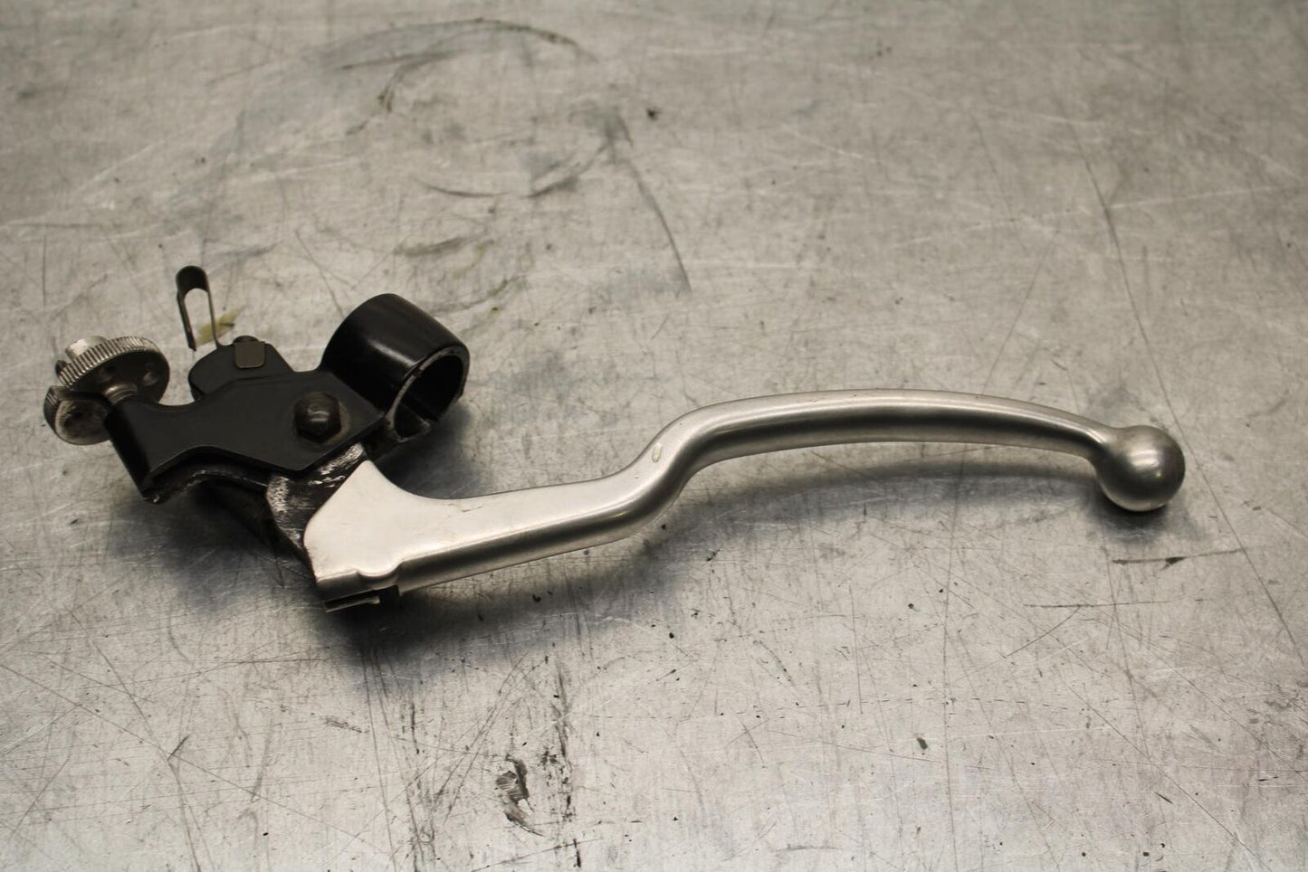 1999 Suzuki GSXR600 CLUTCH PERCH MOUNT WITH LEVER 57500-40F11 BB580
