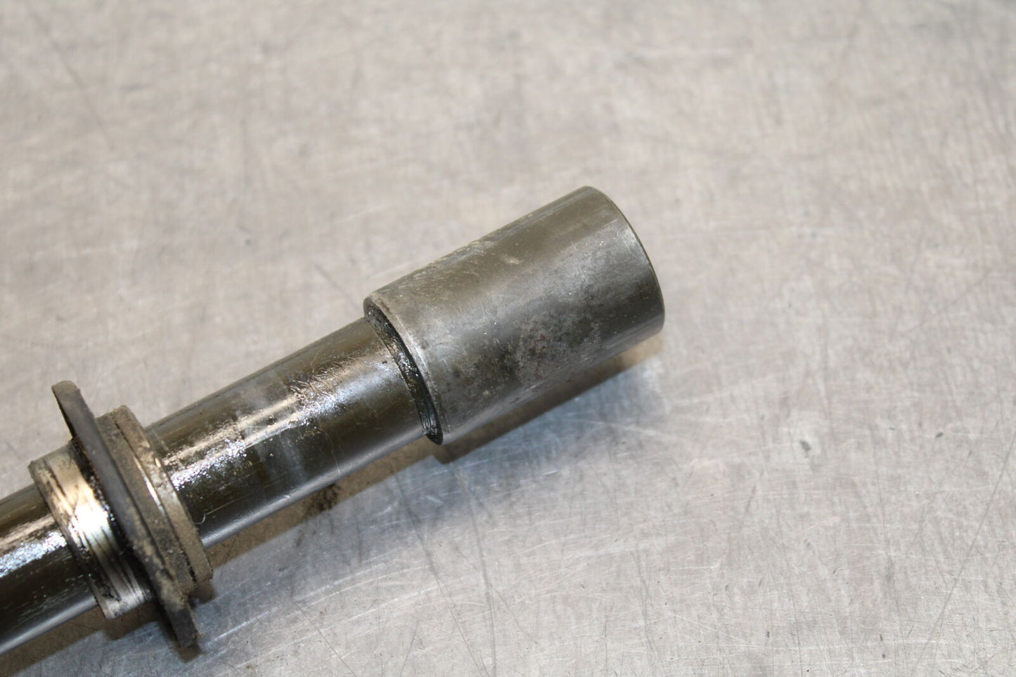 06-07 YAMAHA YZF R6 FRONT WHEEL RIM AXLE PIVOT BOLT BB742