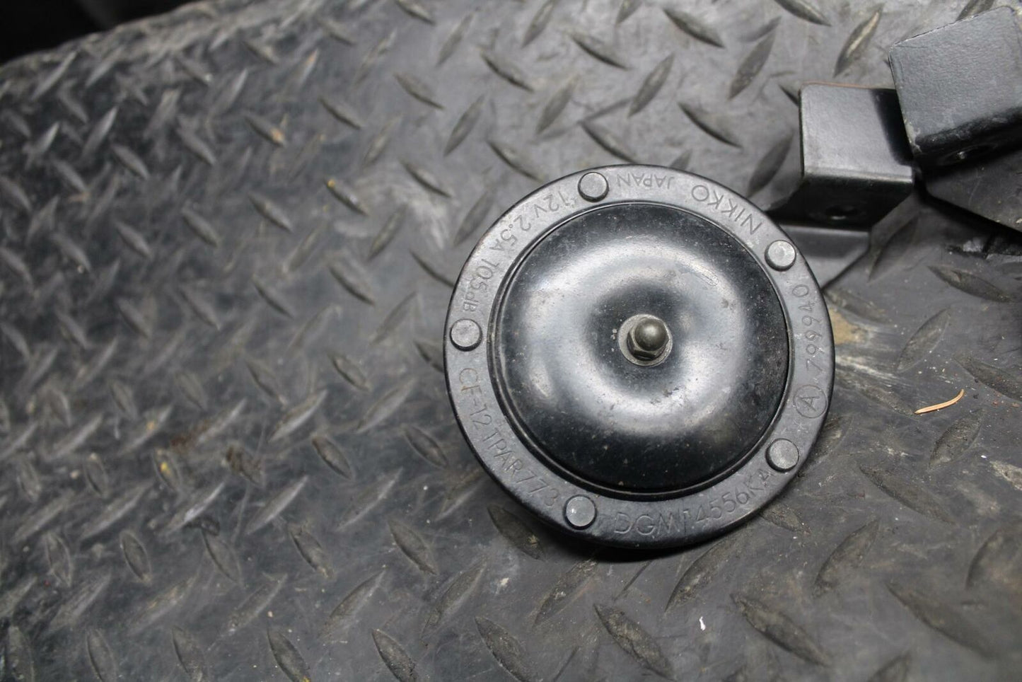 86 SUZUKI GS750ES HORN SIGNAL BB233