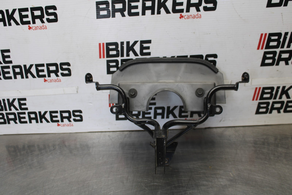 06 KAWASAKI KLR650 UPPER FAIRING MIRROR GAUGES STAY BRACKET BB919
