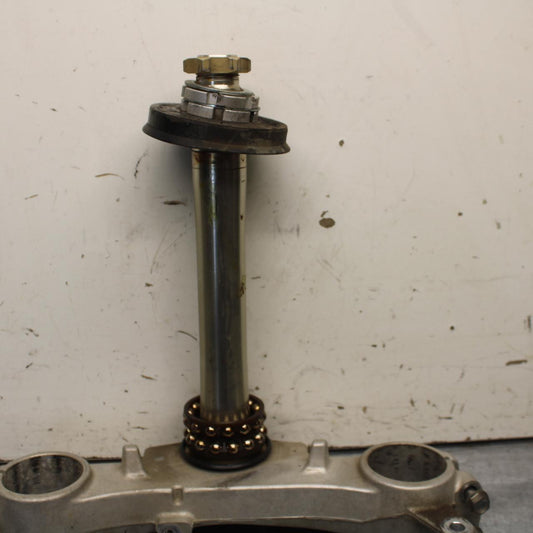 01-03 SUZUKI GSXR600 FRONT FORKS CLAMP LOWER TRIPLE TREE STEM 51410-39F00 BB633